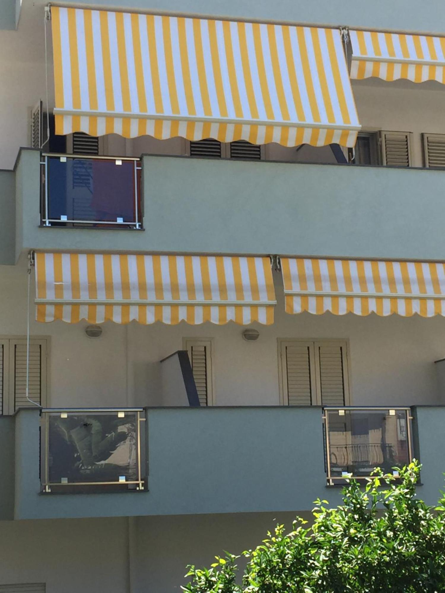 Le Zagare Apartments Sant'Alessio Siculo Eksteriør billede